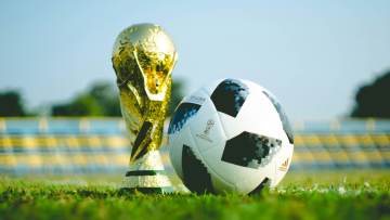 欧冠36强定17席：五大联赛最高可占23席，德甲仍有望5队入围｜乐玩娱乐首页（配图示意）